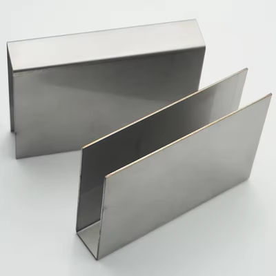 OEM Custom Precision Custom Roestvrij staal Aluminium plaat Fabricatie Messing Koper buigstempel