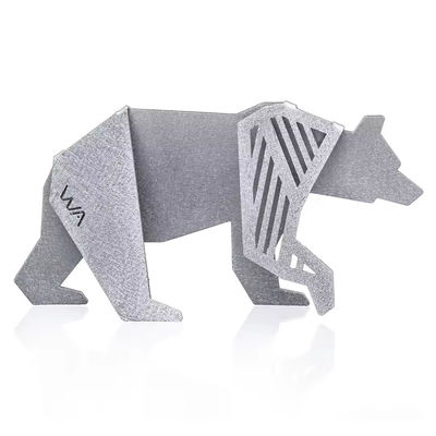 OEM Custom Plaat metalen onderdelen Gepersonaliseerde laser gesneden buigen Messing Origami Stier sculptuur Moderne metaalkunst