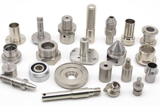 Aanpasbare CNC-bewerkingsonderdelen voor metalen met hoge precisie CNC-lasersnijmachines