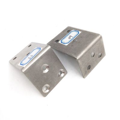 OEM Custom Hoogwaardige hoekbeugel Metalen wandbeugel Heavy Duty Meubels Hardware Montage Beugel