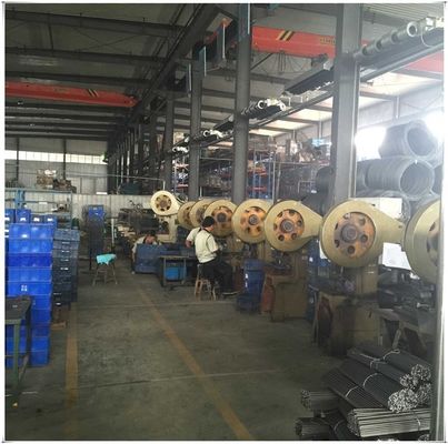 Machinerie voor de vervaardiging van metalen op maat voor automatisch stempelen, buigen, lassen, complexe machineonderdelen, laser gesneden, aluminium, ijzer