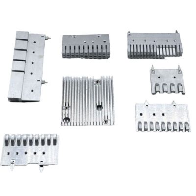 Plaatmetaalfabricage Persoonlijk gemaakt aluminiumprofiel Heatsink CNC-bewerking Aluminium extrusie radiator