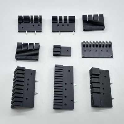 Plaatmetaalfabricage Persoonlijk gemaakt aluminiumprofiel Heatsink CNC-bewerking Aluminium extrusie radiator